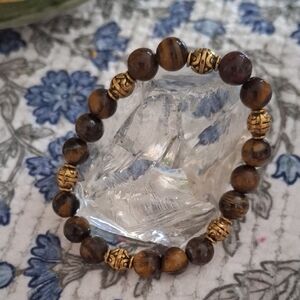 Elegant Tiger's Eye Beaded Bracelet